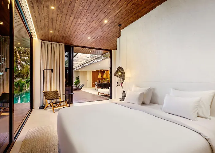 Hotel Flow 16 - Luxury 3br Family Pool Ubud